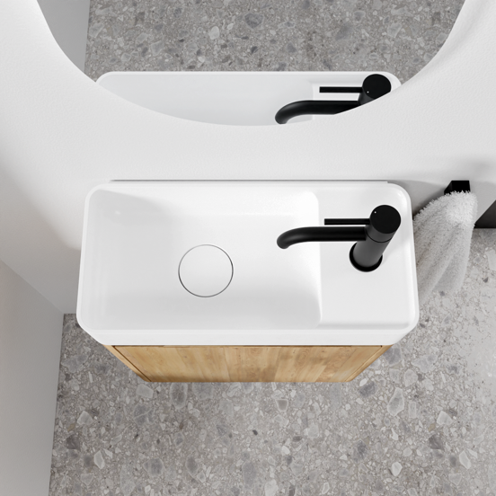 Balmani Fara zwevend toiletmeubel 45 x 22 cm naturel eiken met Fara wastafel in matte Solid Surface