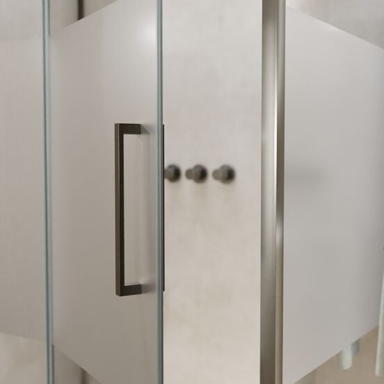 Balmani Senses Design douchehoek met linkse draaideur en vaste zijwand, 140 x 90 cm, Helder glas met matte strook, Brushed GunMetal profielen, met coating