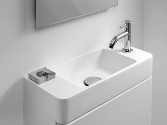 Storke Curvado handenwasser 45 x 18 cm matte Solid Surface