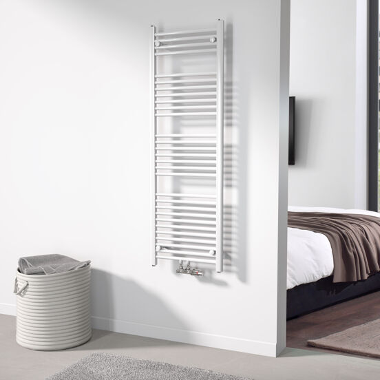 Vipera Kanza enkele handdoekradiator 50 x 150 cm centrale verwarming hoogglans wit zij- en middenaansluiting 679W