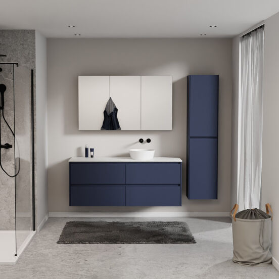 Storke Seda meuble salle de bains suspendu 150 x 52 cm bleu nuit avec Tavola tablette simple ou double en solid surface blanc mat