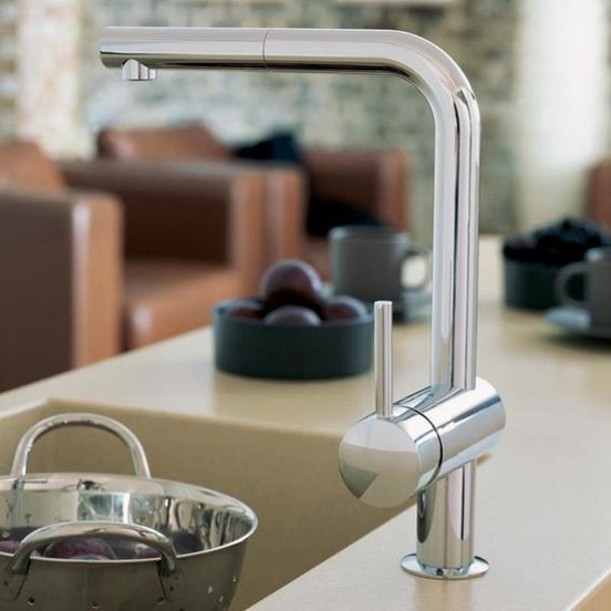 Grohe Minta Küchenarmatur mit ausziehbarer Handbrause: Chrom glänzend