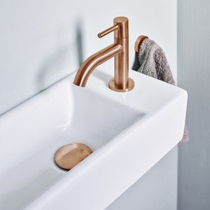 Luca Varess Cubic set lave-mains