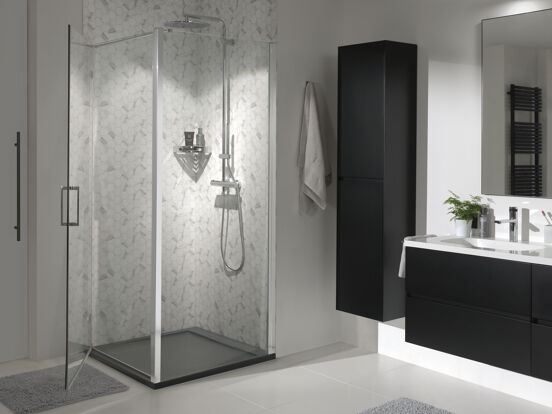 Luca Varess Nona douchehoek met draaideur met vaste zijwand 90 x 90 cm helder glas glanzend chroom profiel