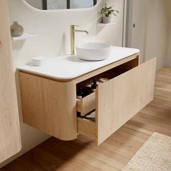 Balmani Moon meuble salle de bains suspendu 130 x 55 cm chêne naturel avec Moon tablette simple ou double en solid surface blanc mat