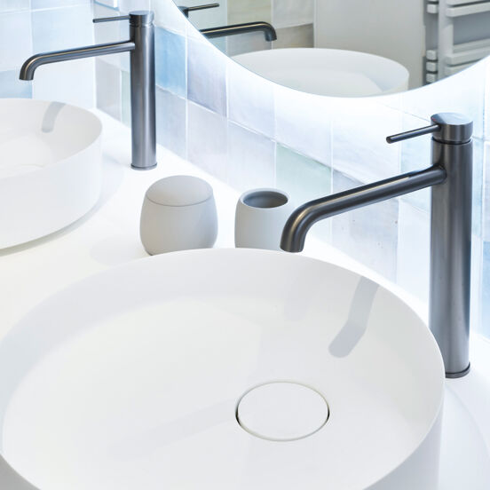 Blaufoss Round verhoogde wastafelkraan Brushed GunMetal