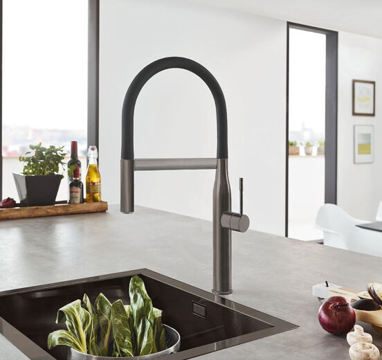 Grohe Essence keukenkraan met uittrekbare kop Brushed Hard Graphite 30294AL0