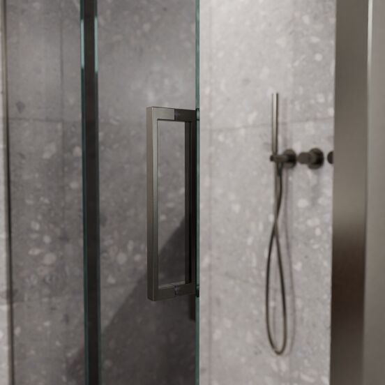 Balmani Senses Design douchehoek met linkse schuifdeur en vaste zijwand, 140 x 100 cm, Reflex spiegelglas, Brushed GunMetal profielen