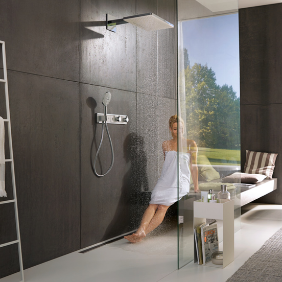 Hansgrohe Rainmaker Select 460 rechthoekige regendouchekop met muursteun 46 x 27 cm glanzend chroom