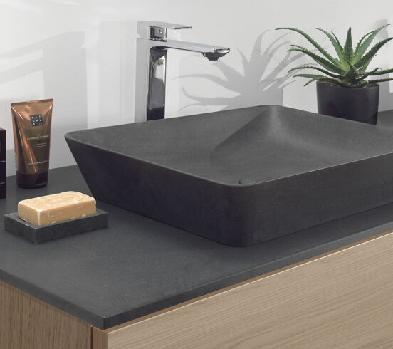 Balmani Stretto enkel of dubbel wastafelblad verzoete graniet 180 x 55 cm