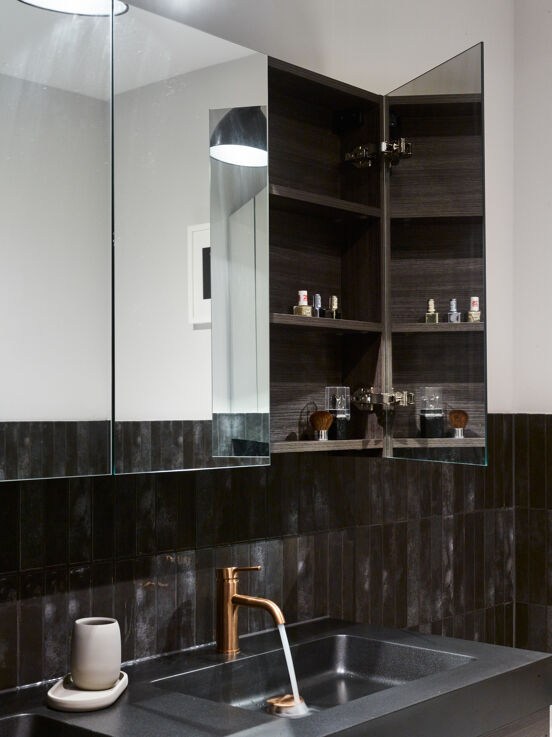 Storke Reflecta spiegelkast 75 x 75 cm grove zwarte eik