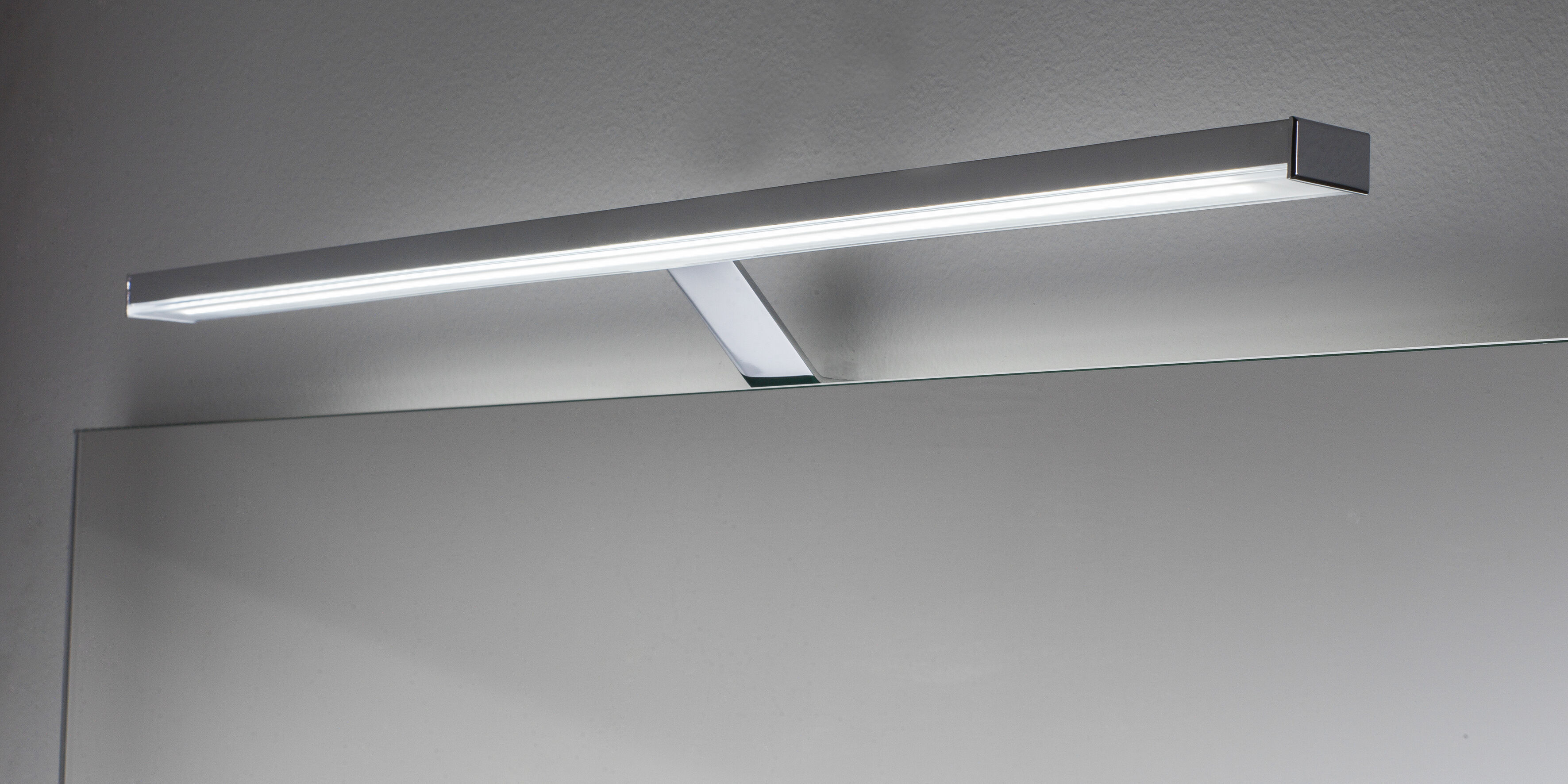 Balmani Lineato LED verlichting 49 cm chroom