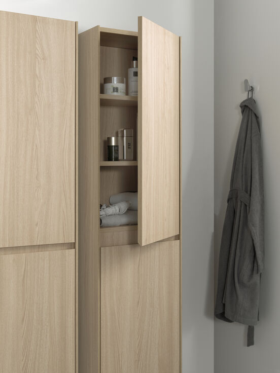 Storke Edge zwevende badkamerkast natuur eik 40 x 30 x 170 cm
