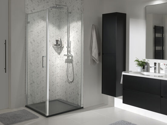 Luca Varess Nona douchehoek met draaideur met vaste zijwand 90 x 90 cm helder glas glanzend chroom profiel