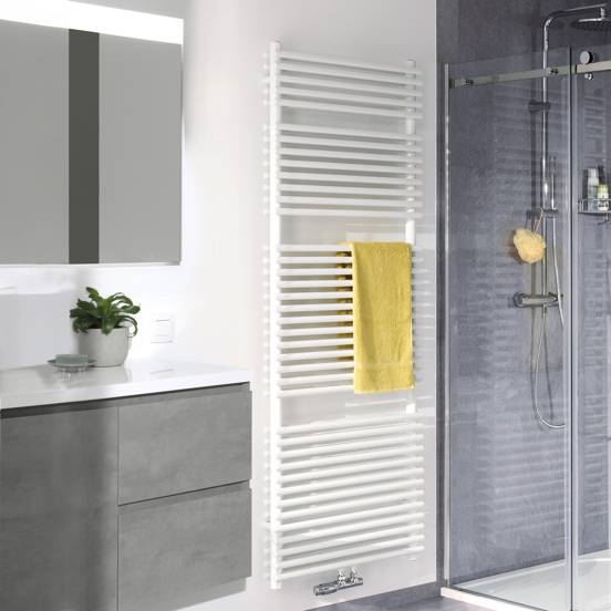 Vipera Alegria dubbele handdoekradiator 60 x 180 cm centrale verwarming hoogglans wit zij- en middenaansluiting 1.875W