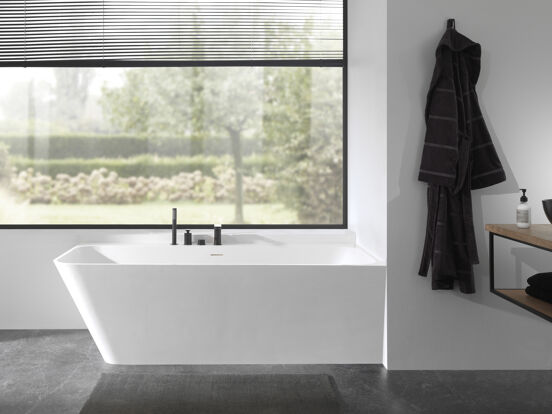 Balmani Zigga baignoire d'angle droite duo 180 x 85 cm Solid Surface blanc mat