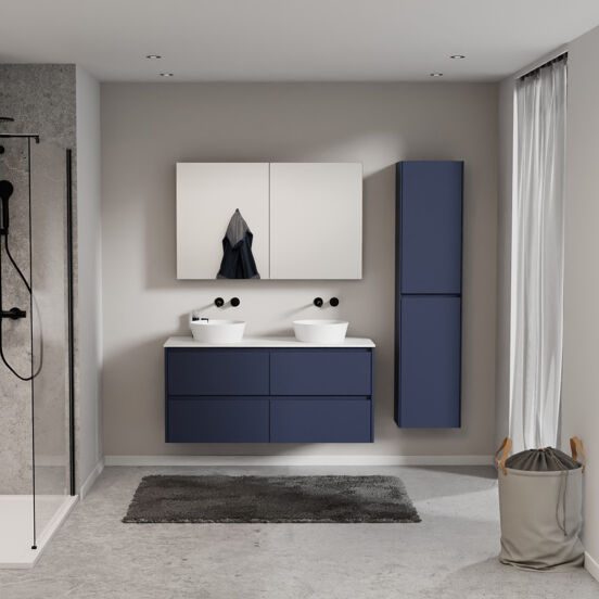 Storke Seda meuble salle de bains suspendu 150 x 52 cm bleu nuit avec Tavola tablette simple ou double en solid surface blanc mat