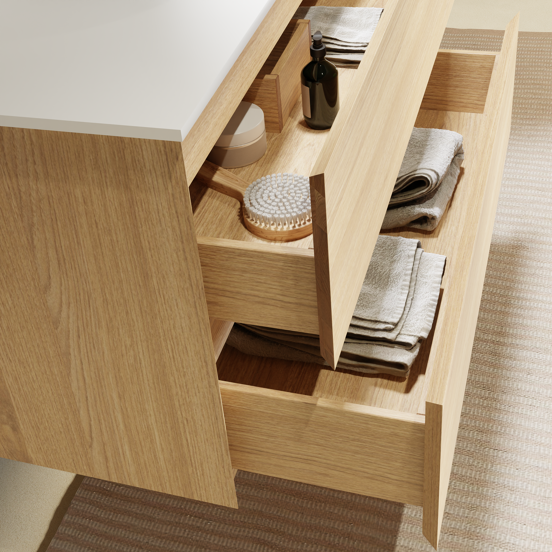 Balmani Mitra meuble salle de bains suspendu 90 x 55 cm chêne naturel avec Stretto tablette simple en solid surface blanc mat