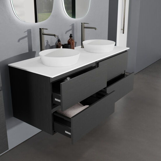 Balmani Lucida zwevend badkamermeubel 135 x 55 cm zwarte eik met Stretto enkel of dubbel tablet in solid surface mat wit