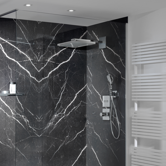 Hansgrohe Rainmaker Select 460 rechthoekige regendouchekop met muursteun 46 x 27 cm glanzend chroom