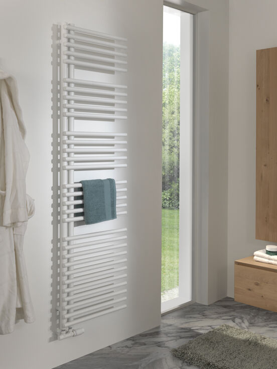 Vipera Nevada enkele handdoekradiator 50 x 180 cm elektrische verwarming glanzend wit zijaansluiting 847W, weerstand inbegrepen