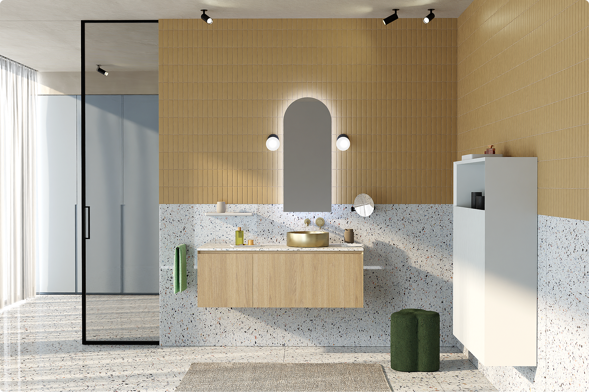Salle de bain moderne avec un grand miroir voûté, un meuble en bois clair, des murs beiges et un tabouret vert. C’est une installation de showroom chez x²o badkamers.