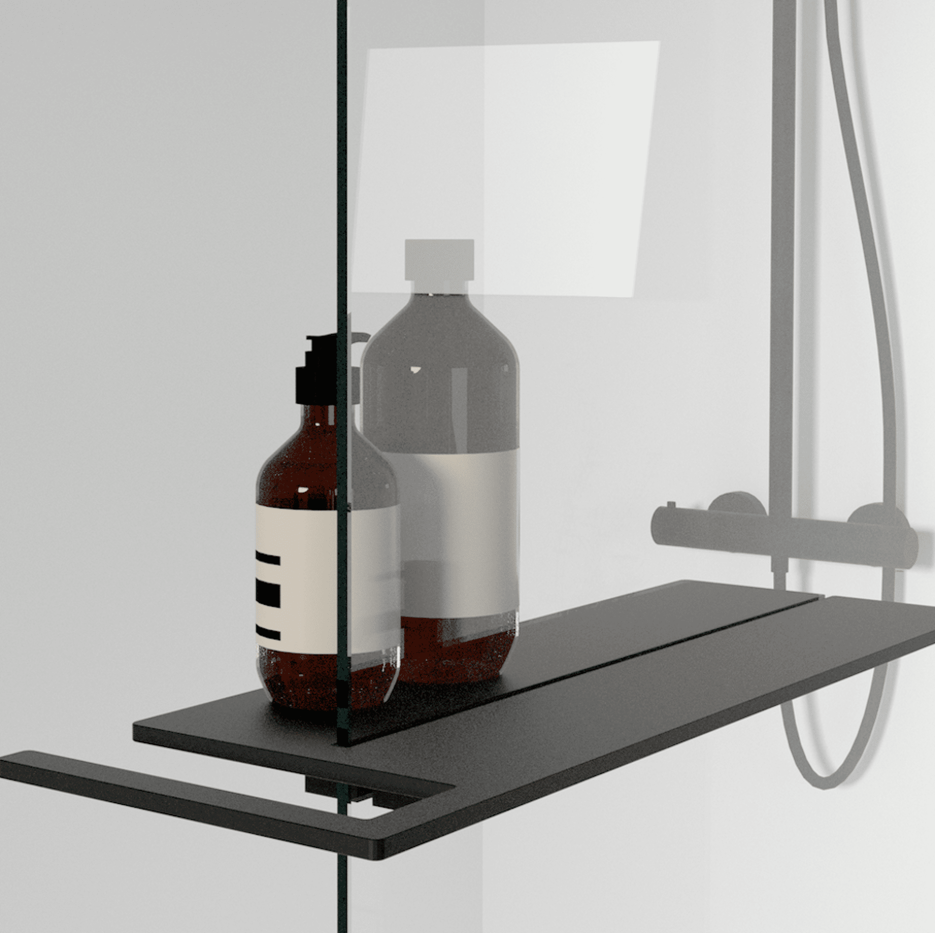 Schwarzes Duschregal an Glaswand befestigt, minimalistisches Design für Shampoo- und Seifenflaschen.